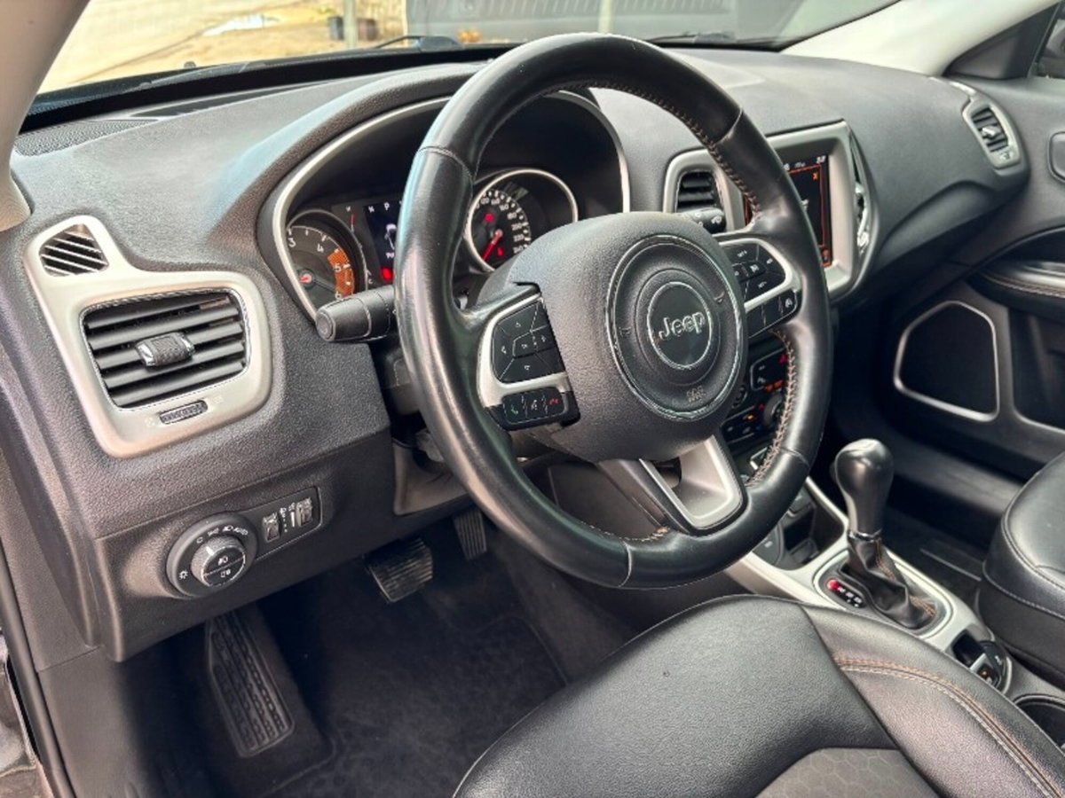 Jeep Compass 2.0 Multijet II aut. 4WD Longitude (8)