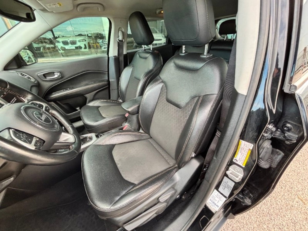 Jeep Compass 2.0 Multijet II aut. 4WD Longitude (9)