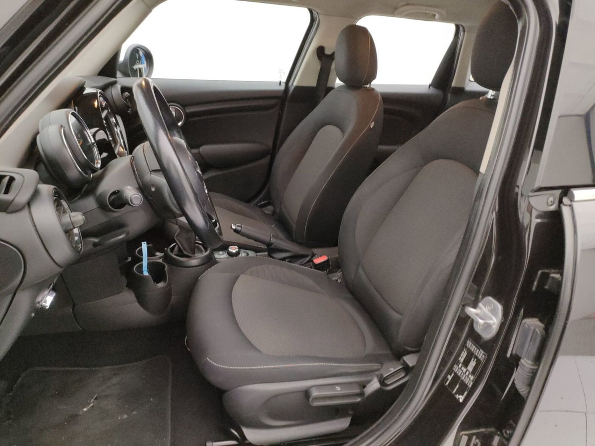 MINI Mini 1.5 One D Business 5 porte (8)