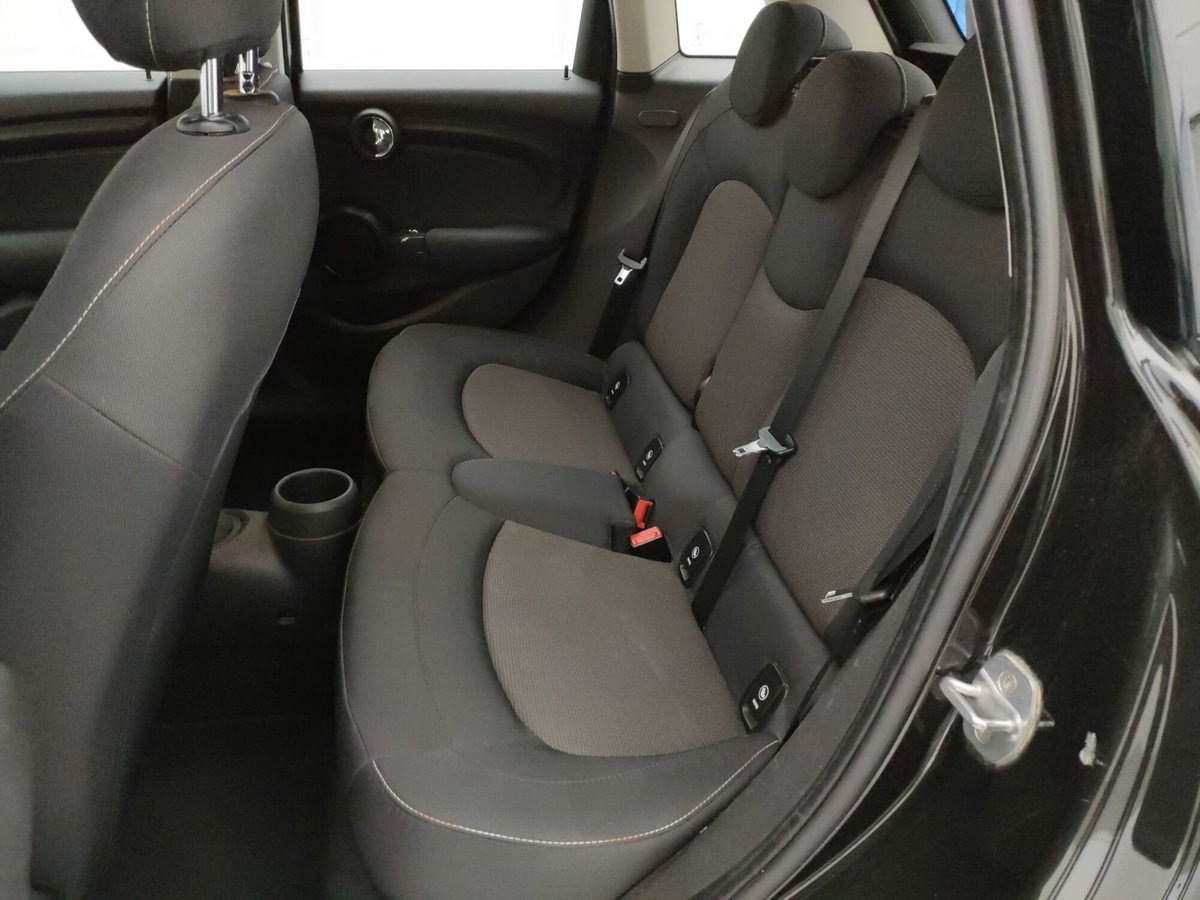 MINI Mini 1.5 One D Business 5 porte (9)