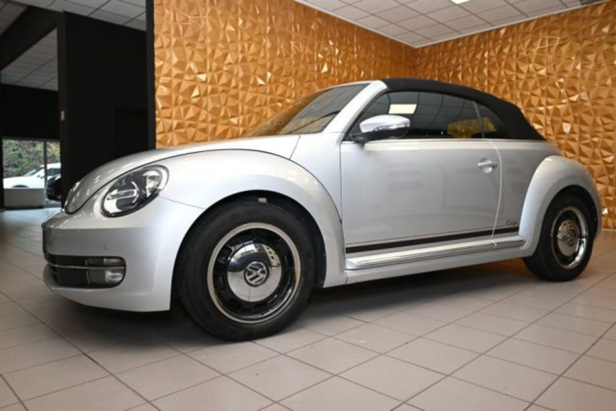 Volkswagen Maggiolino Cabrio 2.0 TDI Sport BlueMotion Technology (13)