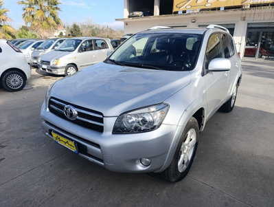 Toyota Rav4 2.2 D-Cat 177 CV Executive (2)