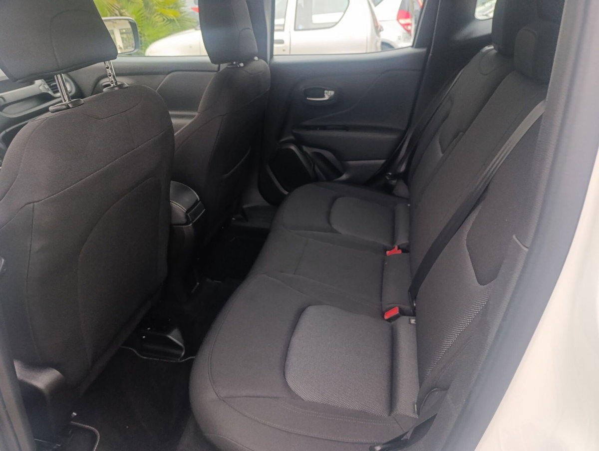Jeep Renegade 1.6 Mjt 130 CV Business (6)