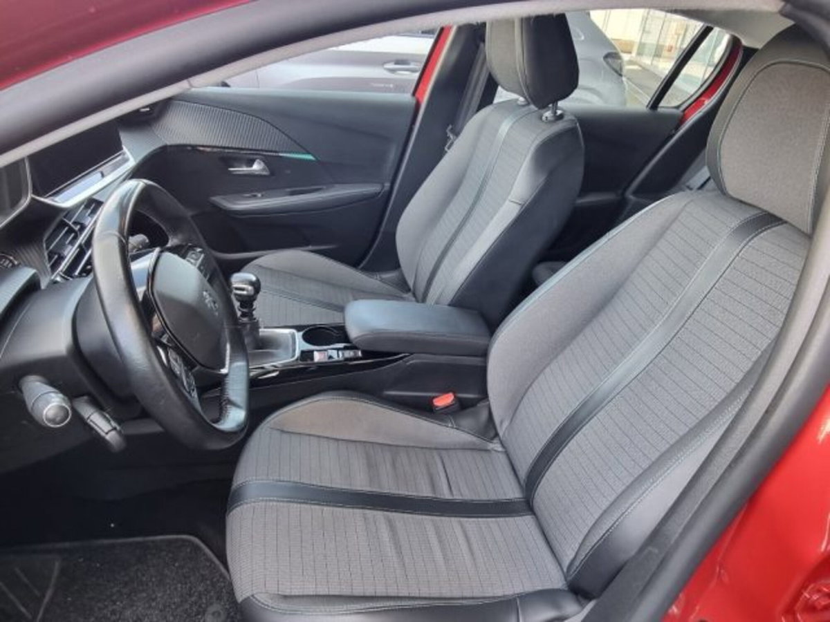 Peugeot 208 BlueHDi 100 Stop&Start 5 porte Allure (9)