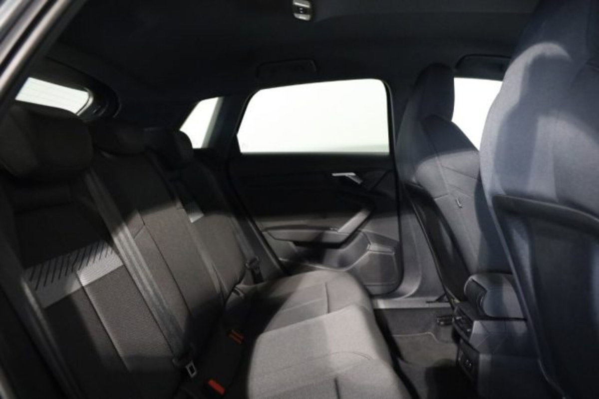 Audi A3 Sportback 35 TDI S tronic S line edition (10)