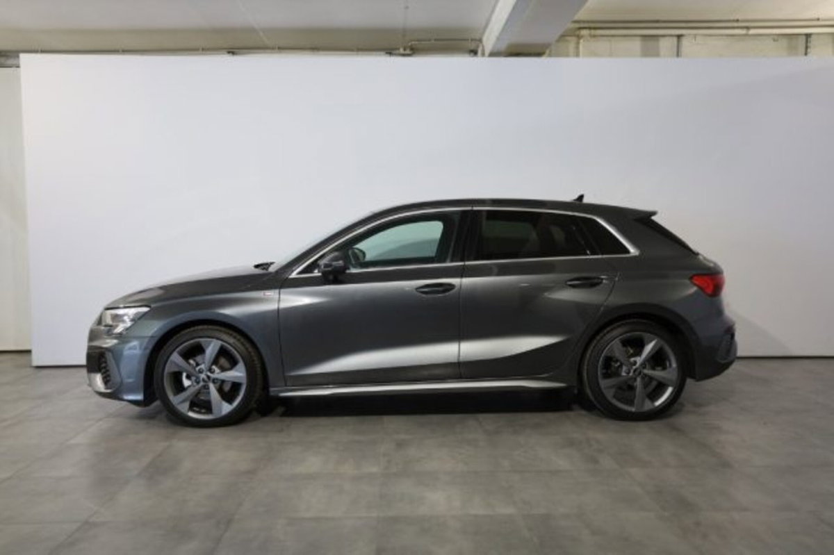 Audi A3 Sportback 35 TDI S tronic S line edition (15)