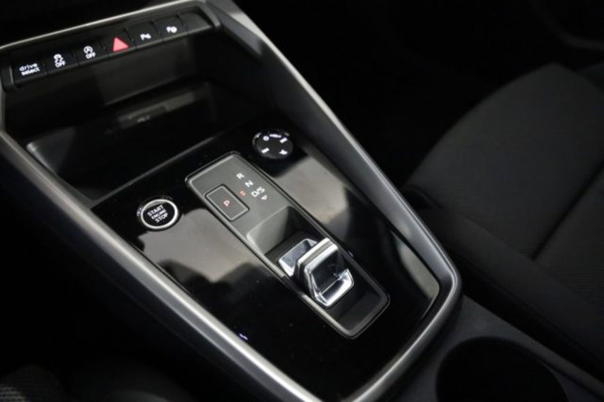 Audi A3 Sportback 35 TDI S tronic S line edition (18)