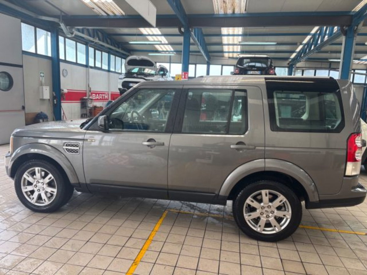 Land Rover Discovery 4 3.0 SDV6 245CV SE (7)