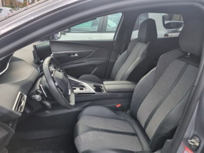 Peugeot 3008 BlueHDi 130 S&S EAT8 Allure Pack (8)