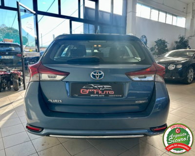 Toyota Auris Station Wagon 1.8 Hybrid Toyota Team (5)