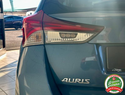 Toyota Auris Station Wagon 1.8 Hybrid Toyota Team (7)