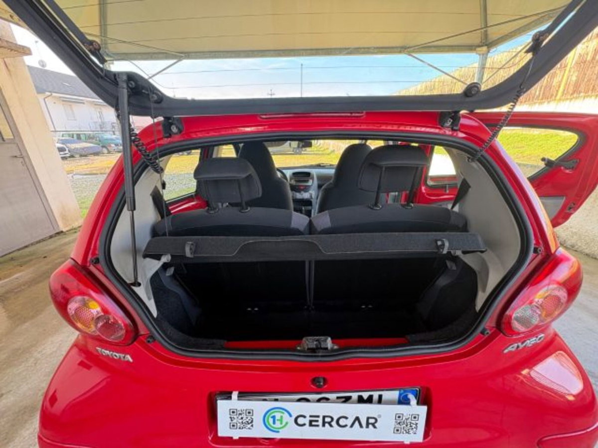 Toyota Aygo 1.0 12V VVT-i 5 porte (20)