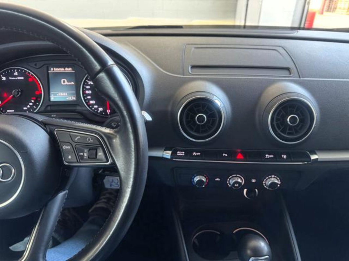 Audi A3 Sportback 2.0 TDI 184 CV quattro S tronic (15)