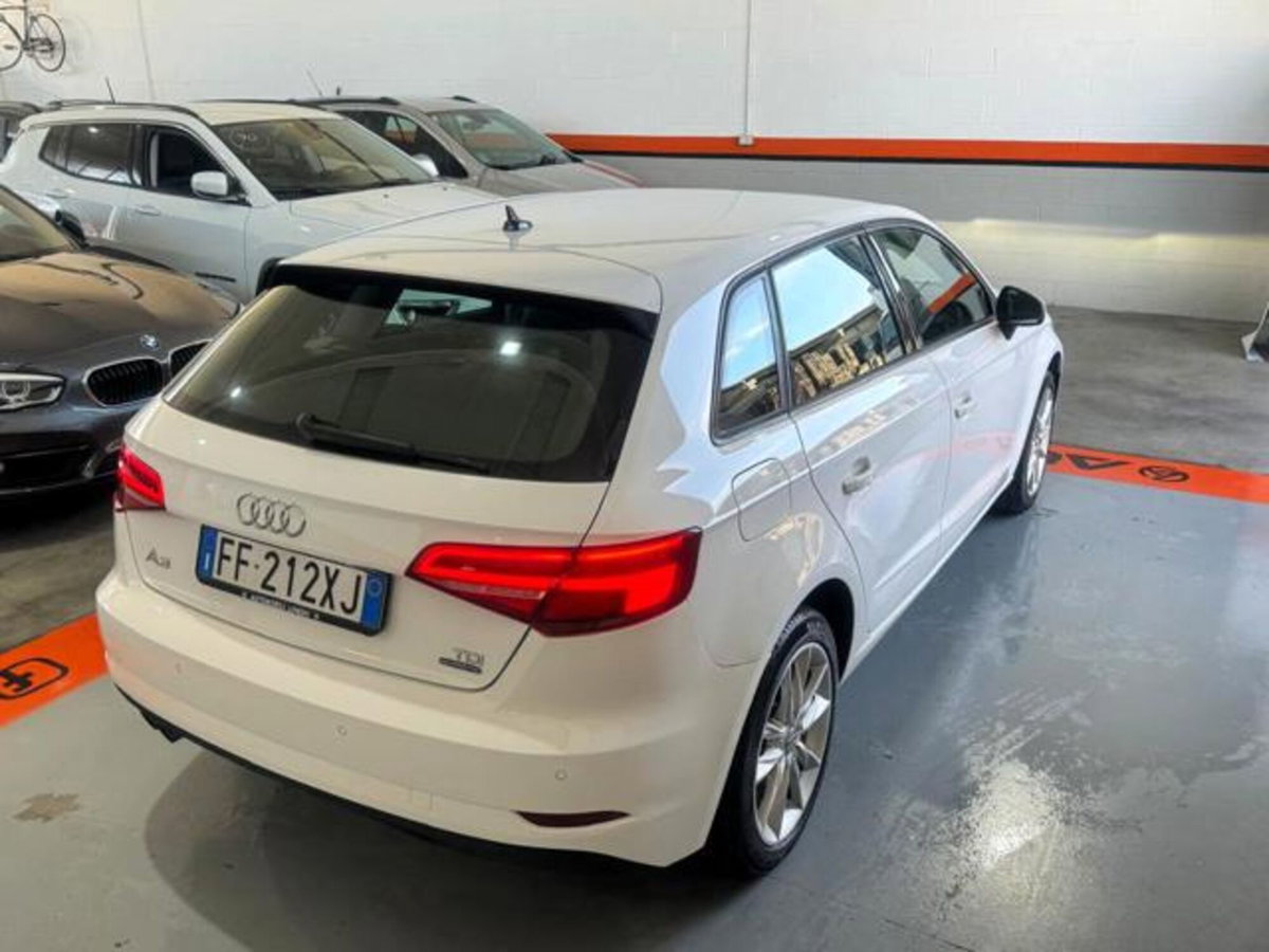 Audi A3 Sportback 2.0 TDI 184 CV quattro S tronic (5)