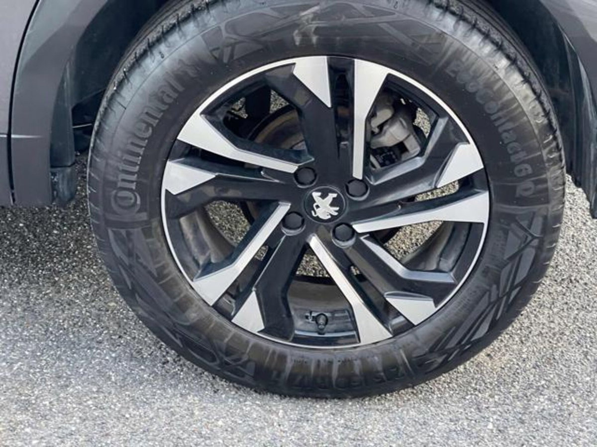 Peugeot 2008 BlueHDi 110 S&S Allure (18)