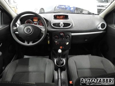 Renault Clio 1.2 16V 5 porte GPL Dynamique (10)