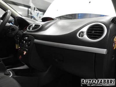 Renault Clio 1.2 16V 5 porte GPL Dynamique (15)
