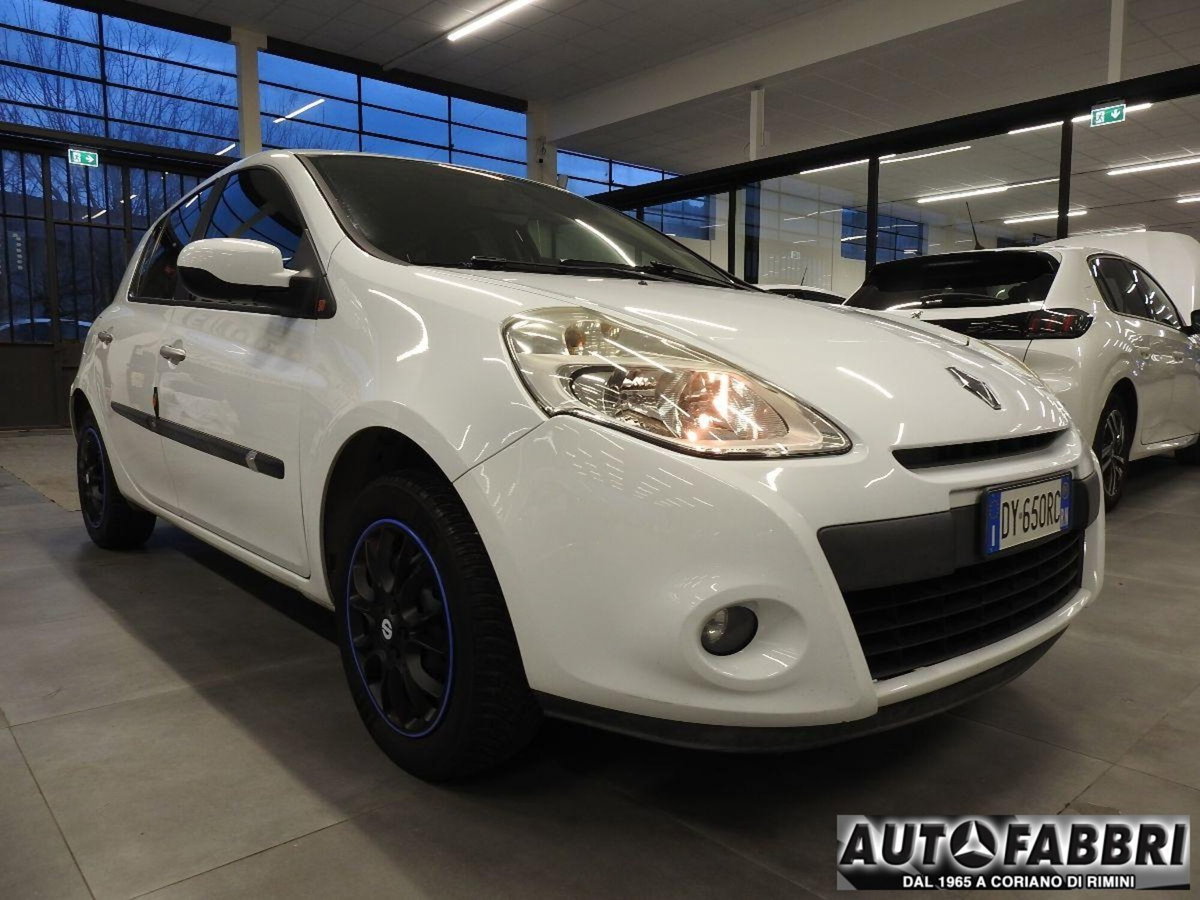 Renault Clio 1.2 16V 5 porte GPL Dynamique (6)