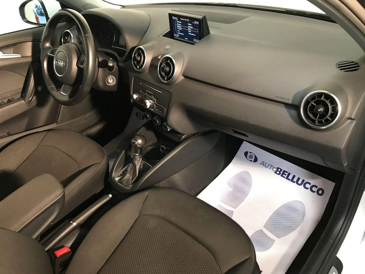Audi A1 Sportback 1.4 TDI S tronic Sport (12)