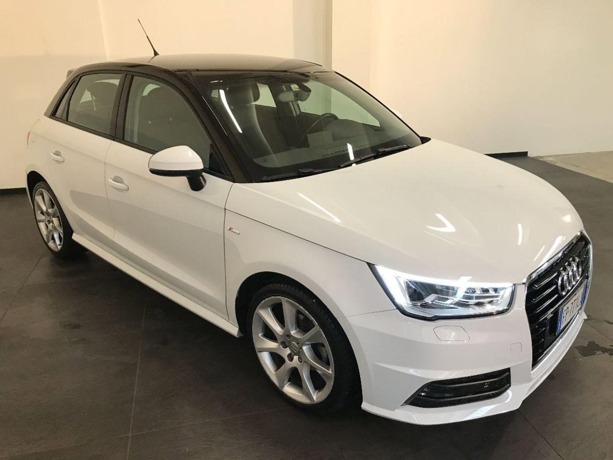 Audi A1 Sportback 1.4 TDI S tronic Sport (3)