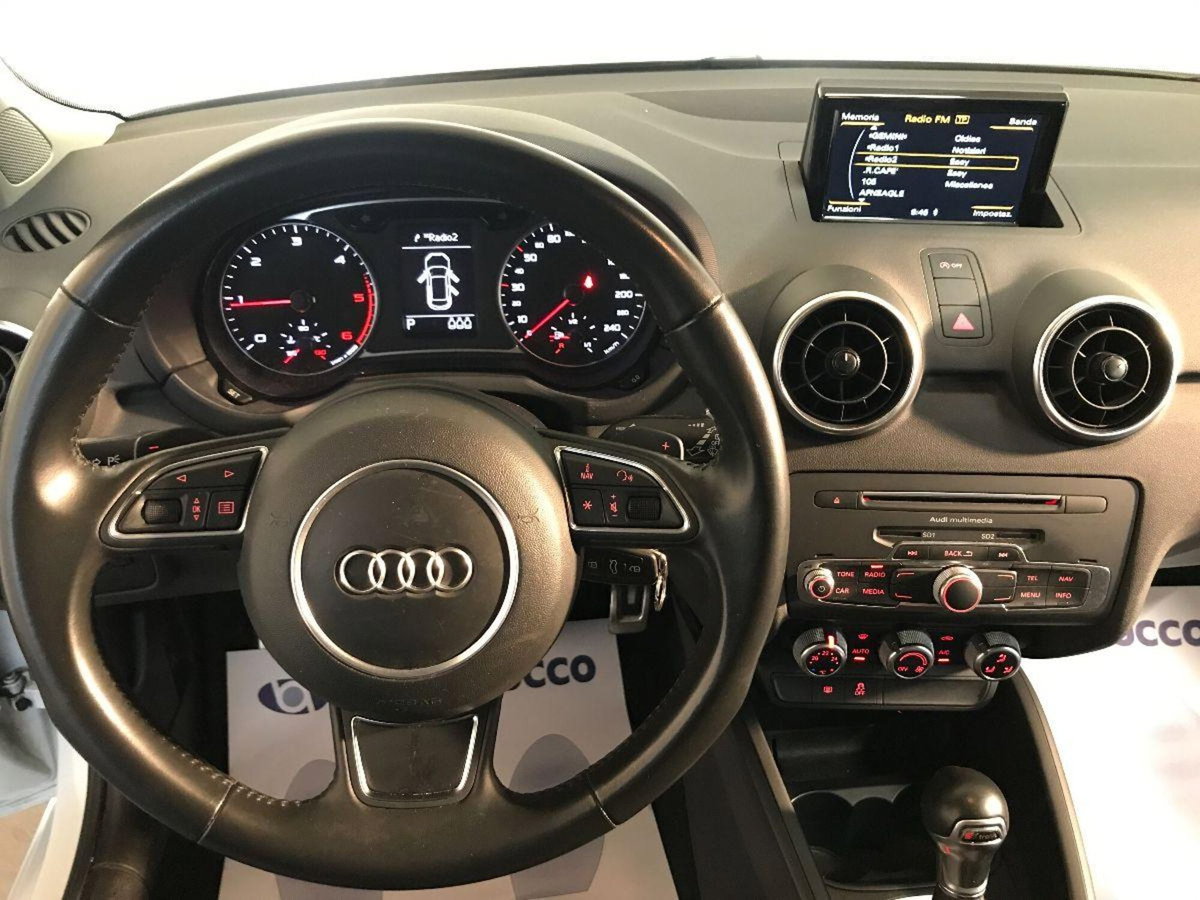 Audi A1 Sportback 1.4 TDI S tronic Sport (9)