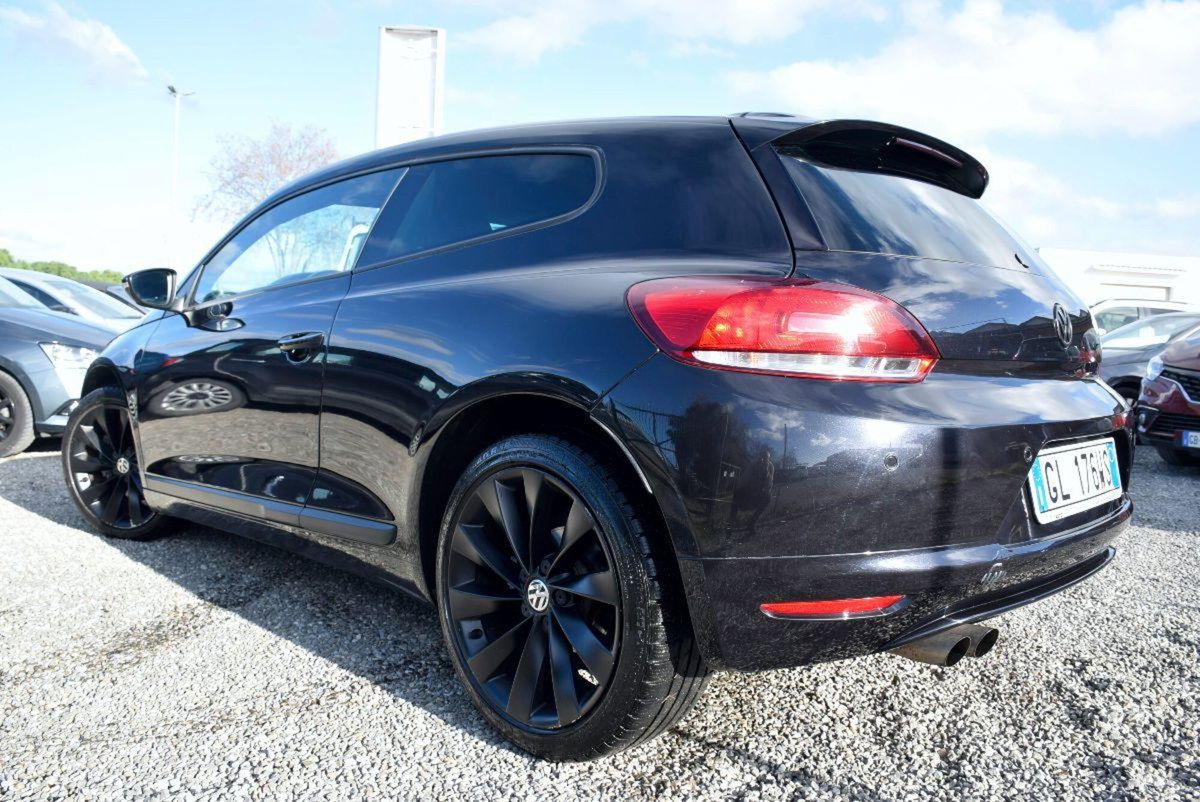 Volkswagen Scirocco 1.4 TSI 160CV (2)