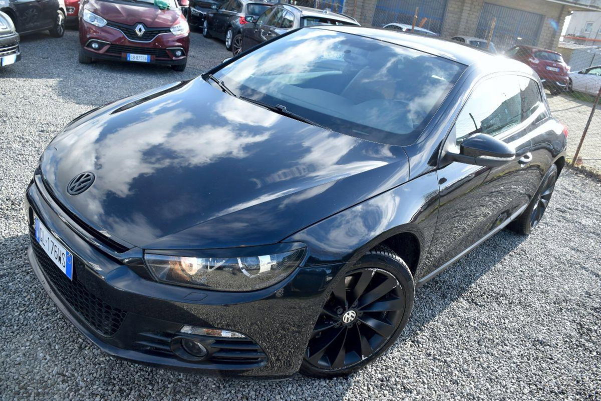 Volkswagen Scirocco 1.4 TSI 160CV (9)