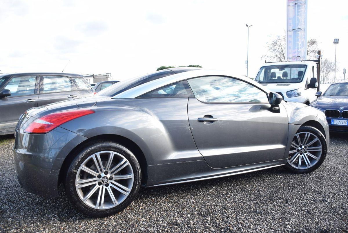Peugeot RCZ 2.0 HDi 163CV (3)