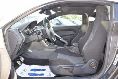 Peugeot RCZ 2.0 HDi 163CV (6)