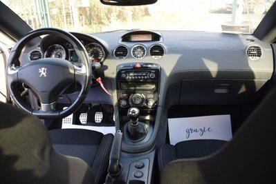 Peugeot RCZ 2.0 HDi 163CV (8)