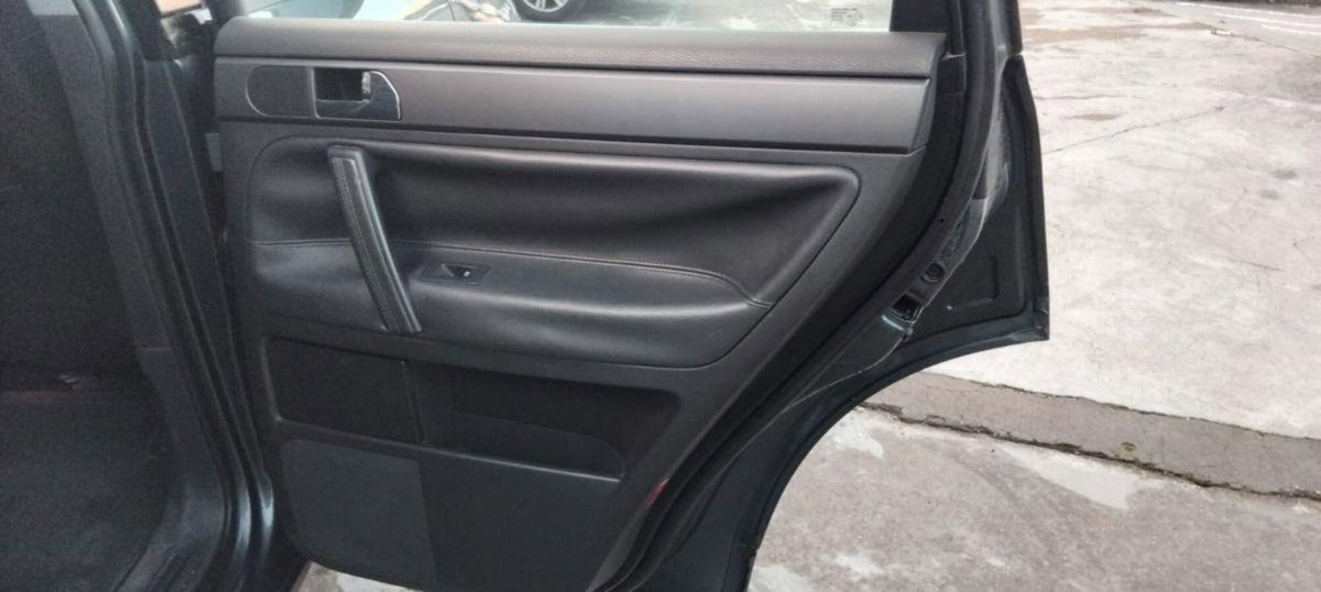 Volkswagen Touareg R5 TDI DPF tiptronic Style (10)