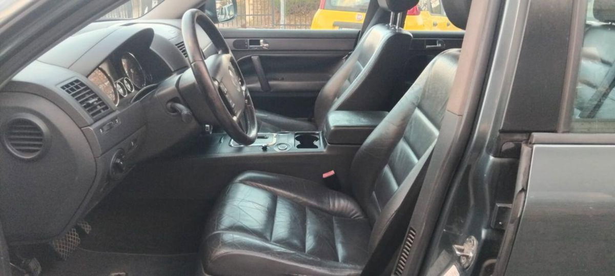 Volkswagen Touareg R5 TDI DPF tiptronic Style (9)