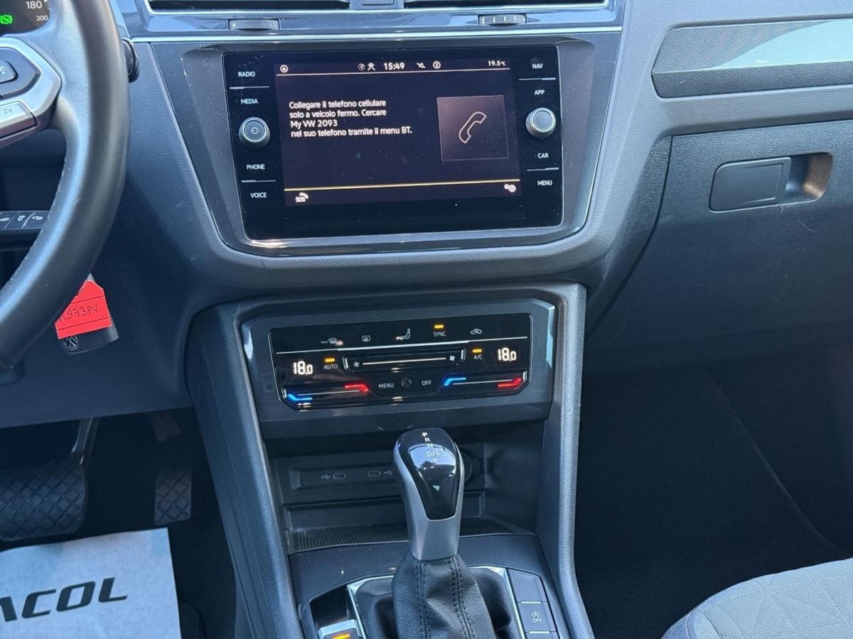 Volkswagen Tiguan 2.0 tdi Life 150cv dsg (15)
