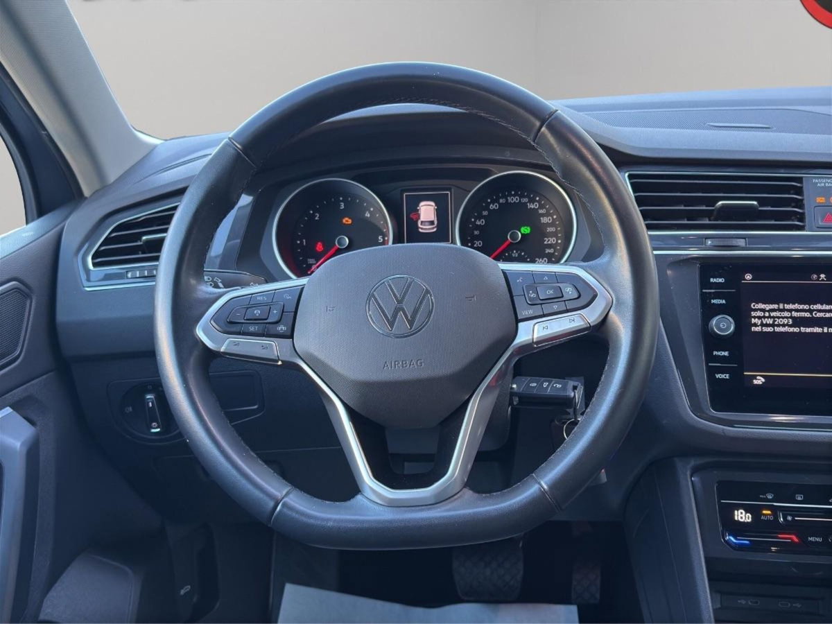 Volkswagen Tiguan 2.0 tdi Life 150cv dsg (16)