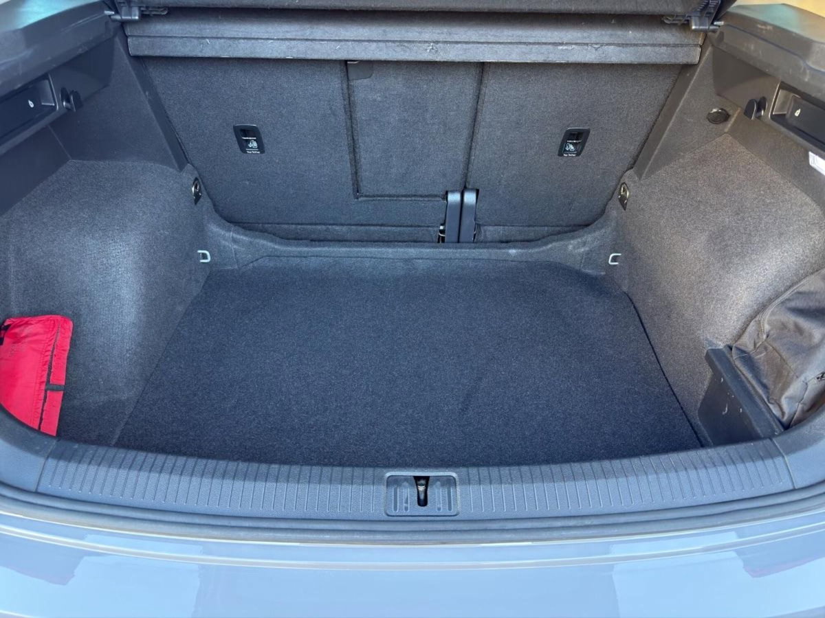 Volkswagen Tiguan 2.0 tdi Life 150cv dsg (18)