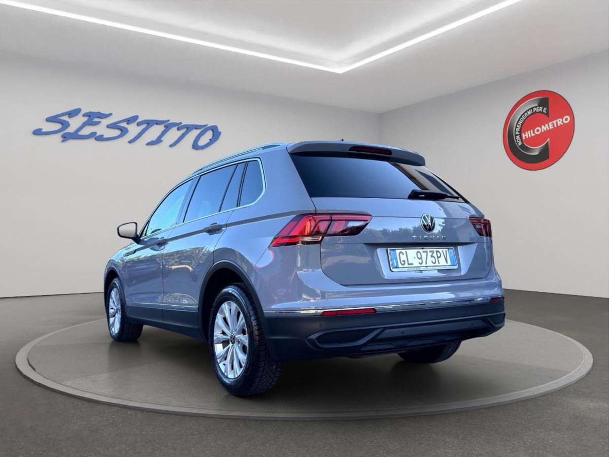 Volkswagen Tiguan 2.0 tdi Life 150cv dsg (19)