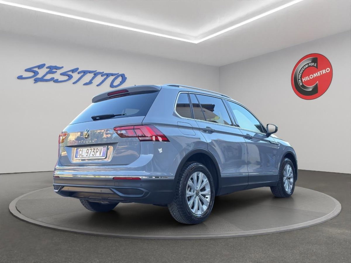 Volkswagen Tiguan 2.0 tdi Life 150cv dsg (3)