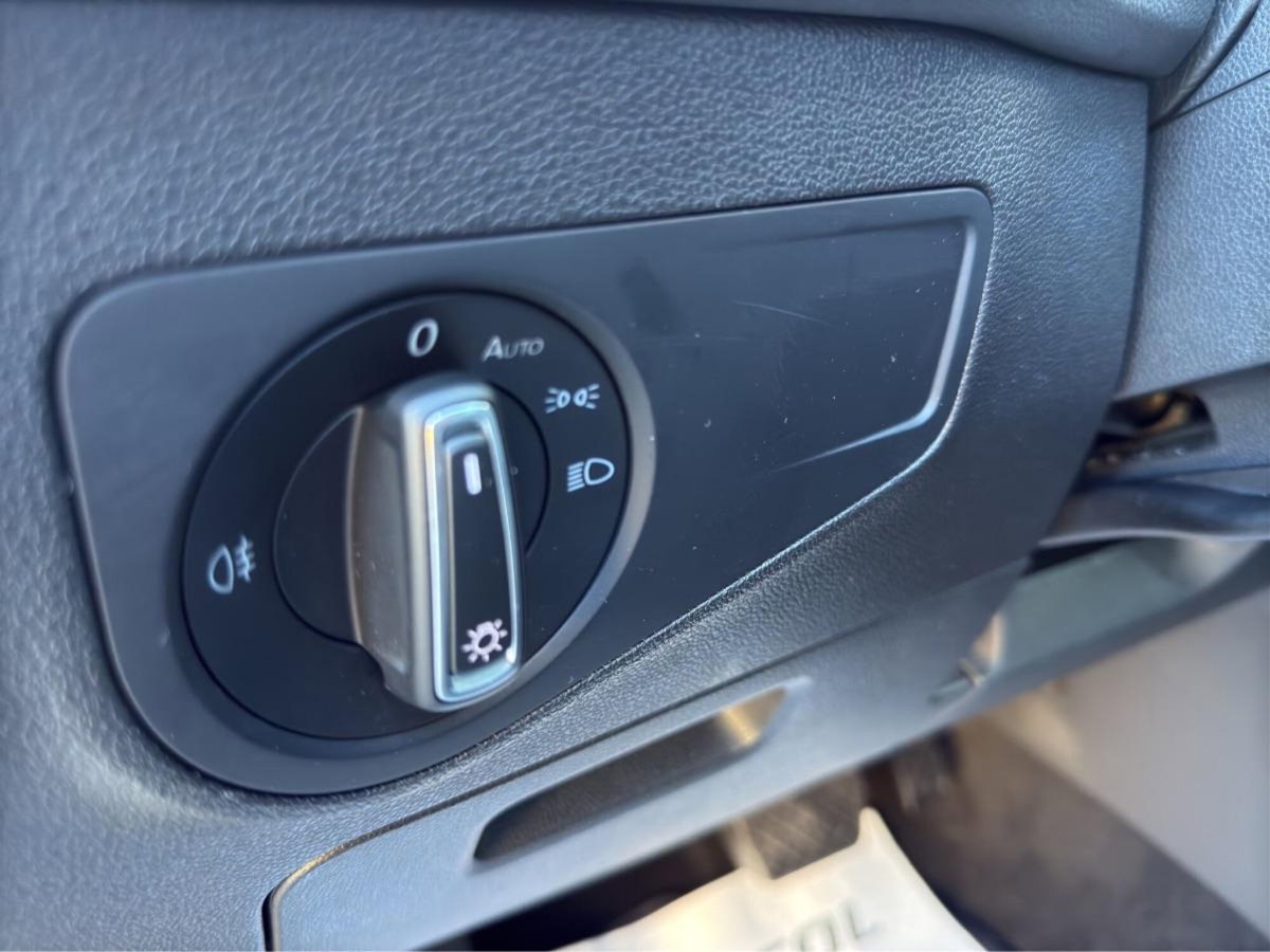 Volkswagen Tiguan 2.0 tdi Life 150cv dsg (8)