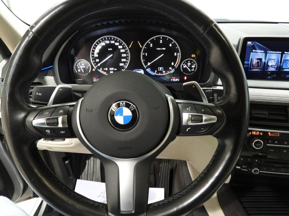 BMW X5 xDrive30d 249CV Business (7)