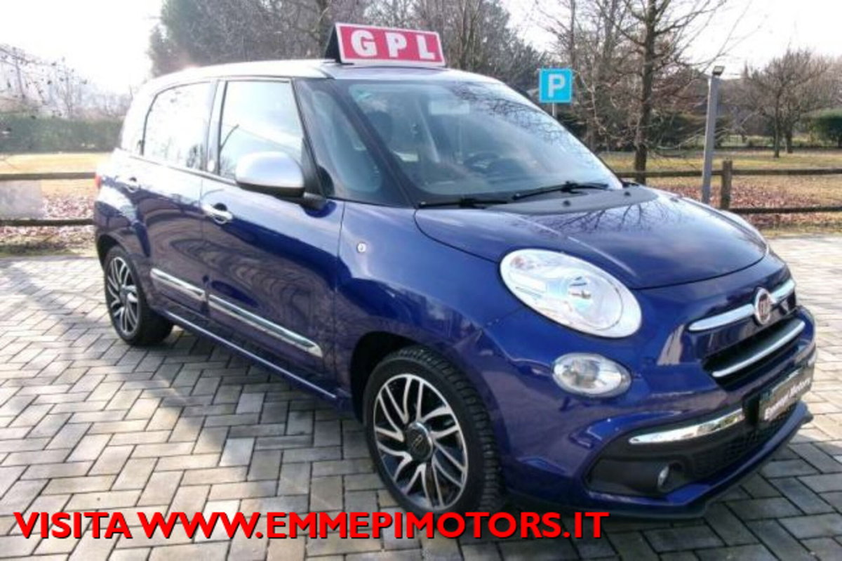 Fiat 500L 1.4 95 CV Mirror (3)