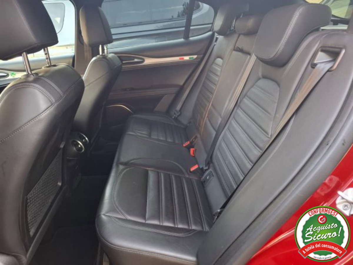 Alfa Romeo Stelvio Stelvio 2.0 Turbo 280 CV AT8 Q4 Executive (10)