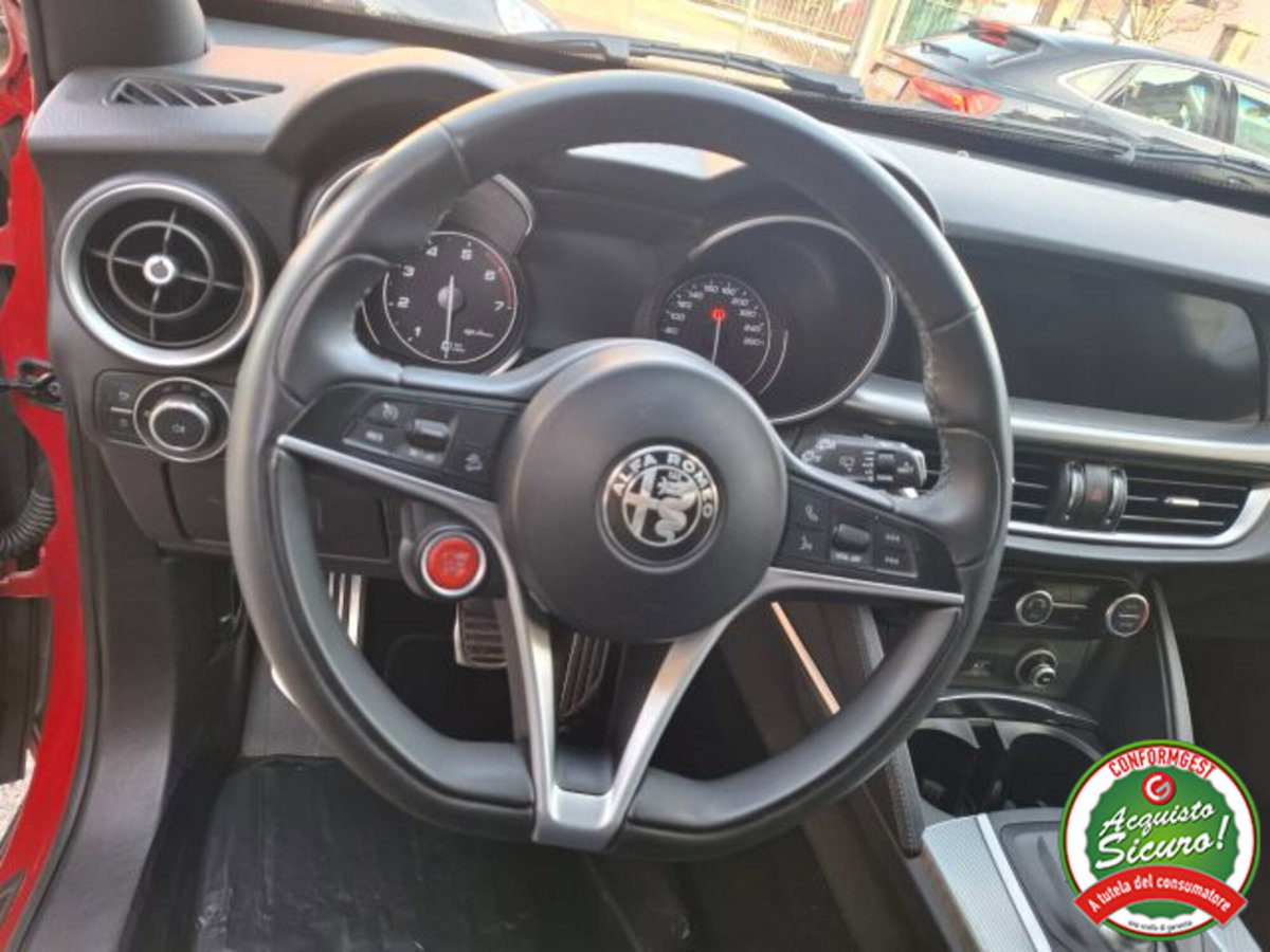 Alfa Romeo Stelvio Stelvio 2.0 Turbo 280 CV AT8 Q4 Executive (12)