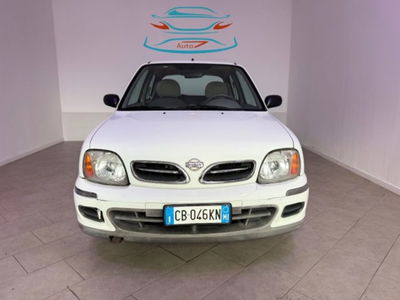 Nissan Micra 1.0i 16V cat 3 porte Luxury usata