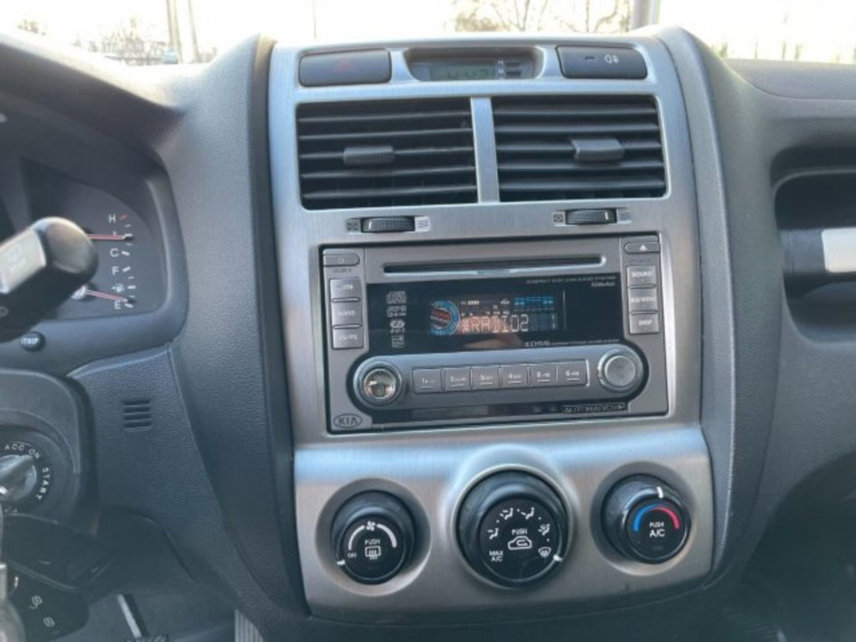 Kia Sportage 2.0 CRDI VGT 140CV 2WD Active (17)