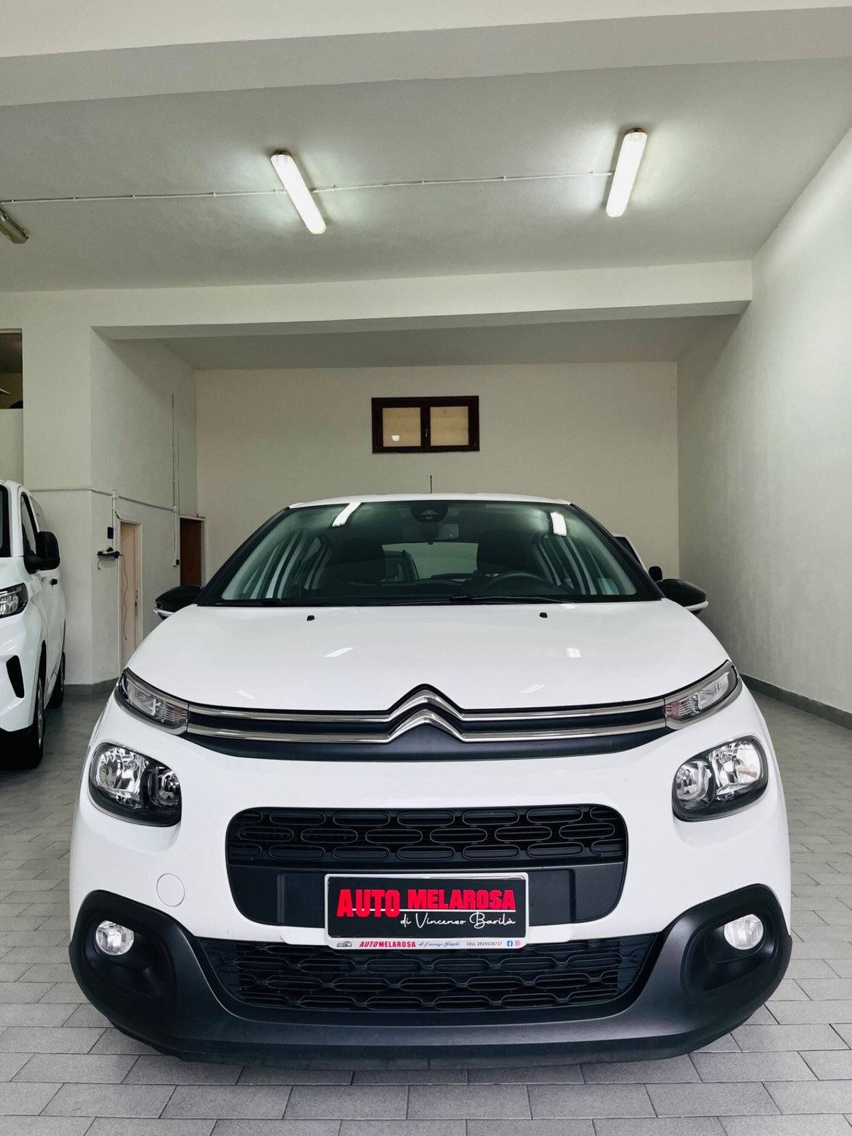 Citroen C3 BlueHDi 100 S&S Van Feel (5)