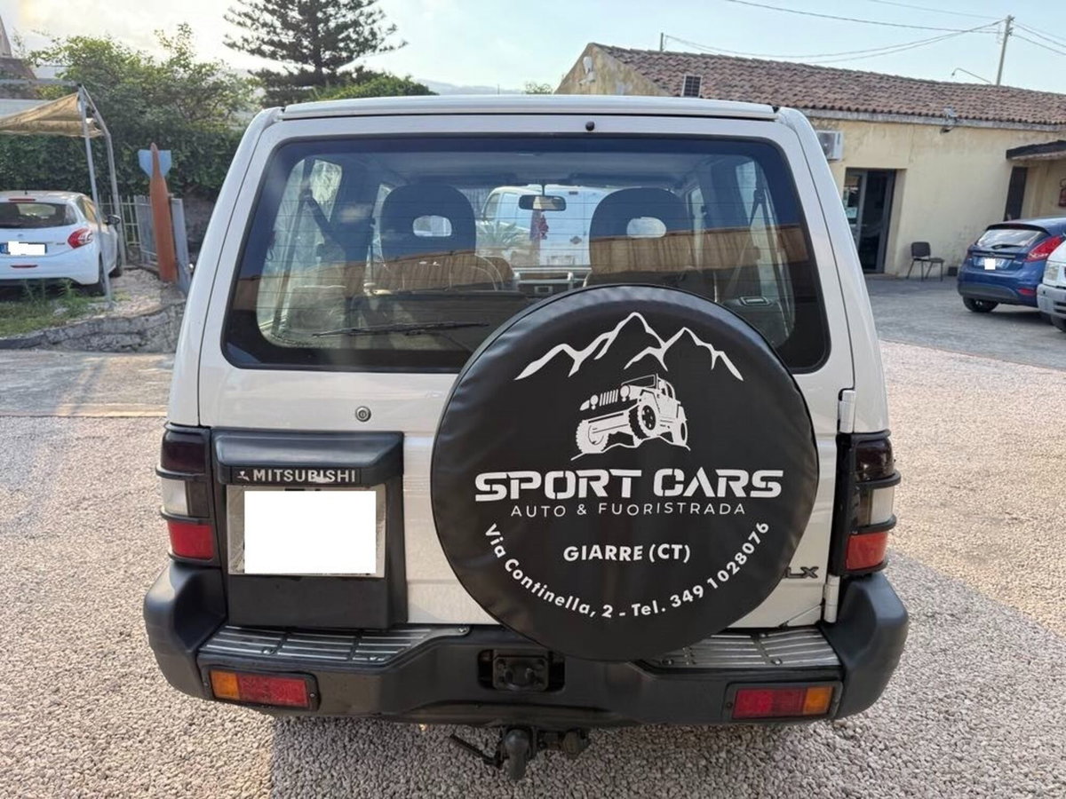 Mitsubishi Pajero 2.5 TDI GLX (7)