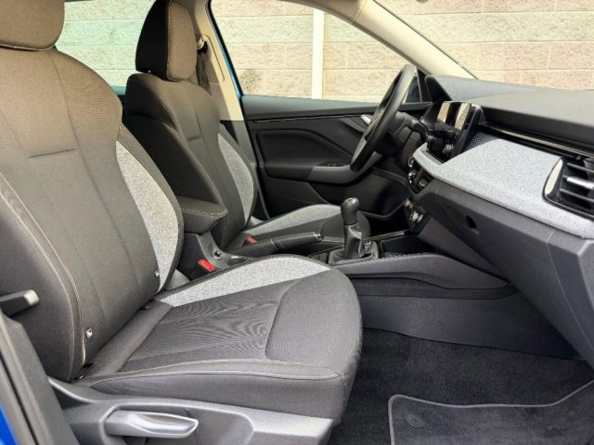 Skoda Kamiq 1.0 tsi Black Dots 95cv (14)