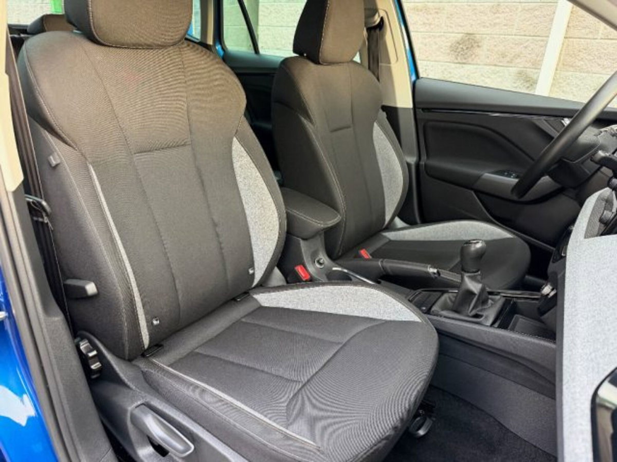 Skoda Kamiq 1.0 tsi Black Dots 95cv (15)