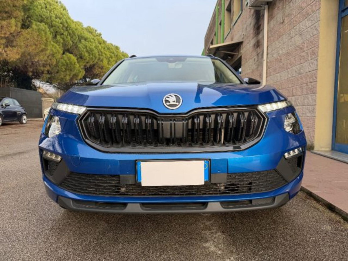 Skoda Kamiq 1.0 tsi Black Dots 95cv (4)