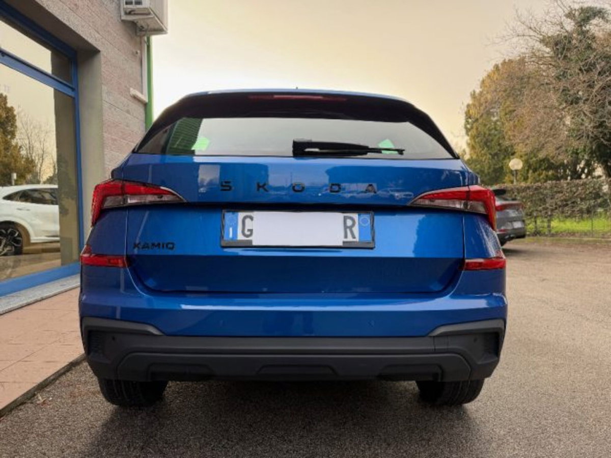 Skoda Kamiq 1.0 tsi Black Dots 95cv (5)